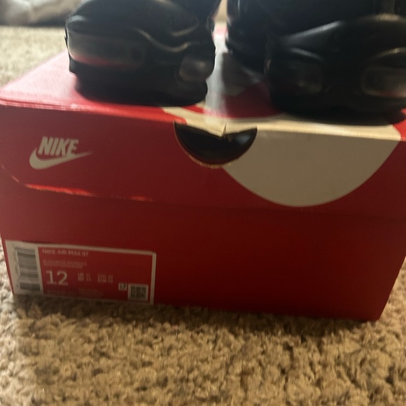 Nike Men's Black Air Max 97 Shoes - Picture 6 of 6